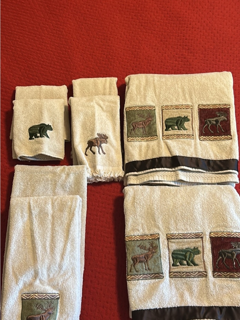Avanti Cream Wildlife Embroidered Bath Towel Set